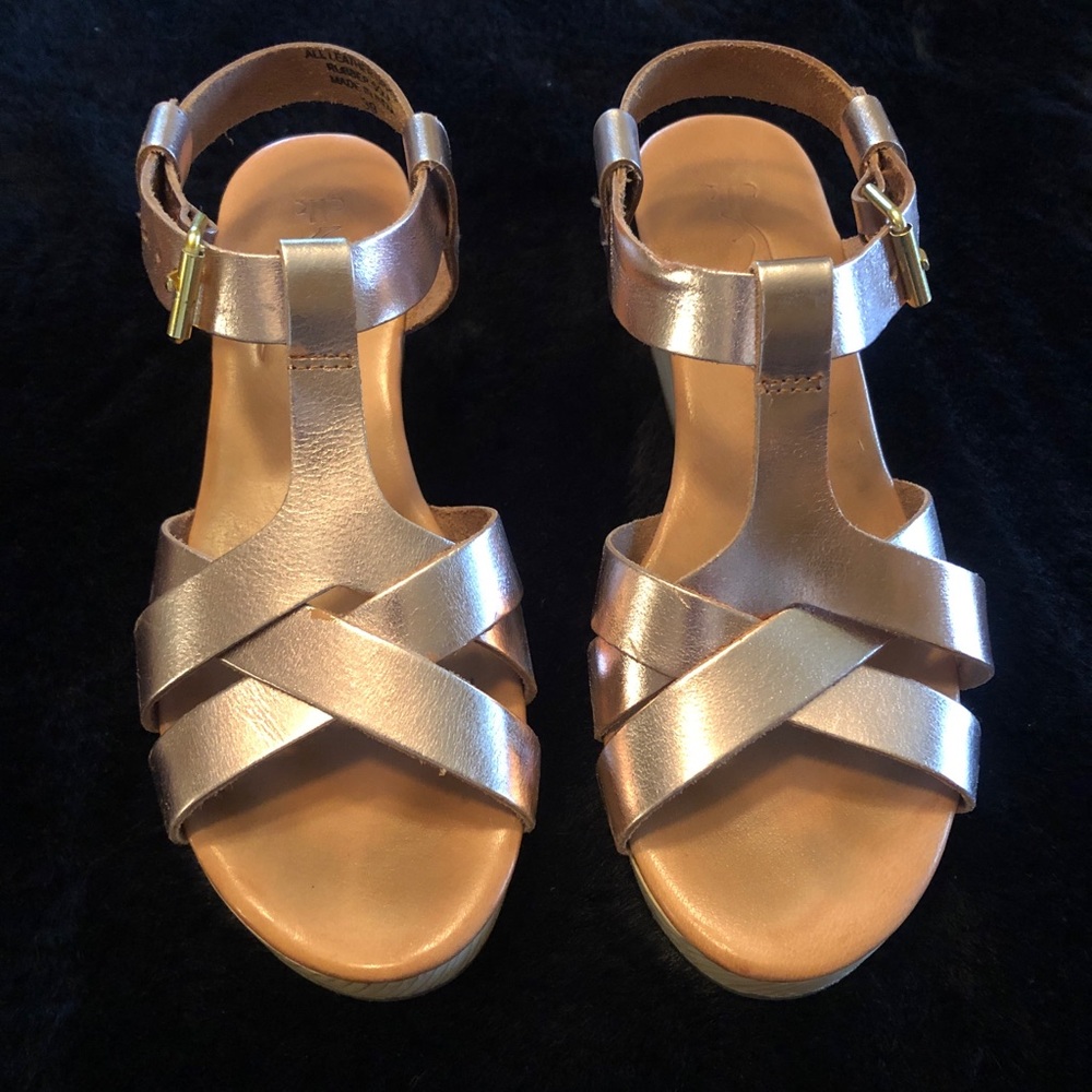 Elk Sandals Wood Clog Style Rose Gold size 39